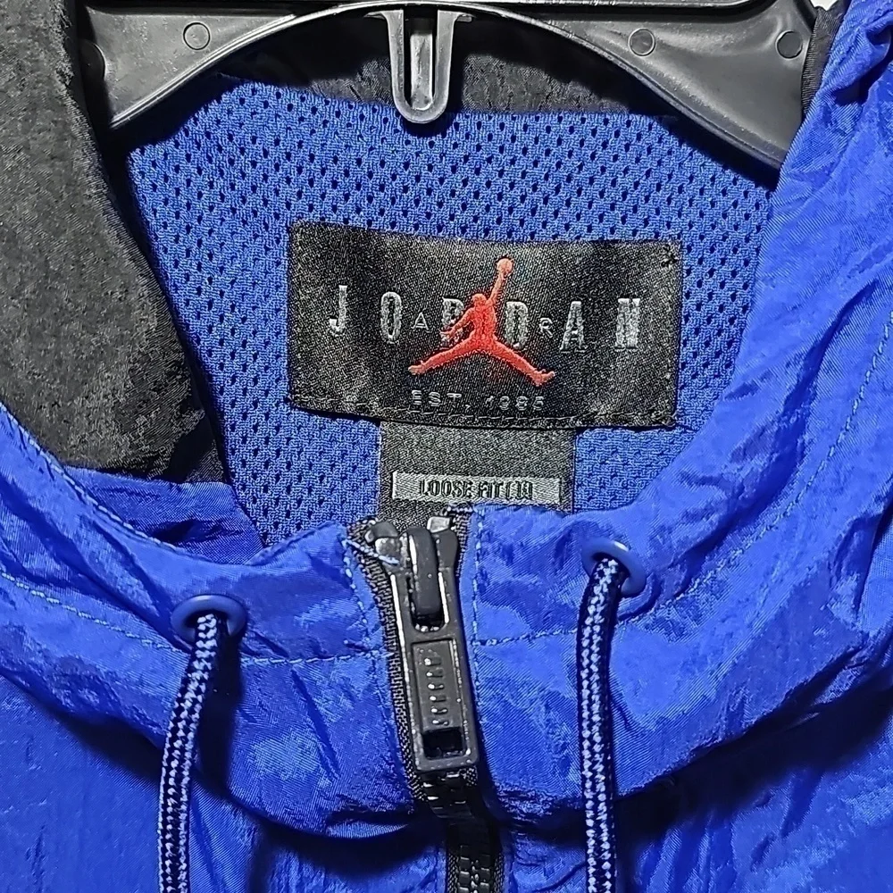 Jordan Windbreaker Jacket‎ Size Small NWT